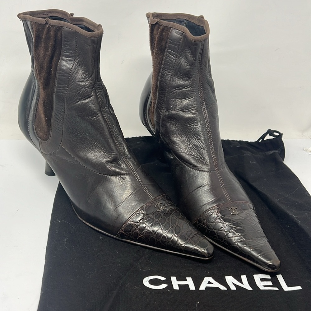 Chanel Sz 8 Brown Leather Croc and Suede Ankle Length Sock Kitten Heel Boots - Picture 1 of 16